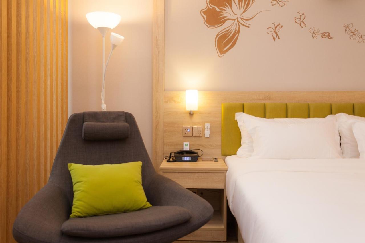 Ibis Styles Nantong Development Zone Shimao Plaza Hotel Exterior photo